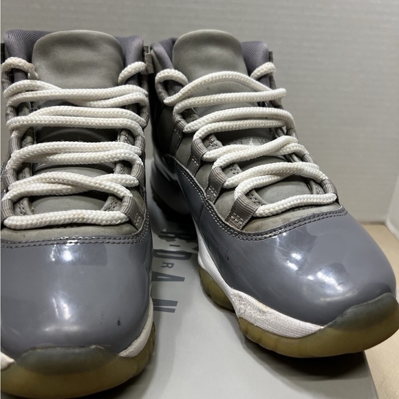 Size  Jordan  Retro High Cool Grey - Picture 2 of 3